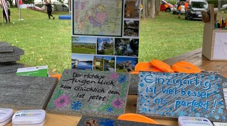 Foto: RM Stadtparkfest Falkenstein 2022-Infostand LEADER und Geo-Umweltpark Vogtland